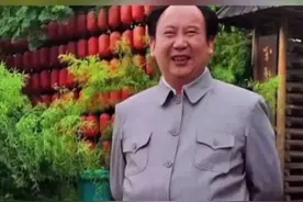 扮演过毛主席的十位演员，哪位最像？图片