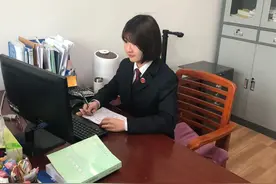 他们是黄陂优秀检察官 荣获区优秀公务员称号图片