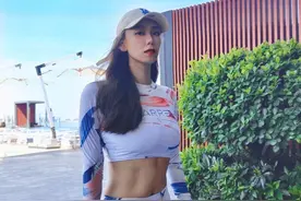 美女健身3年，腰臀比比卡维密超模还性感，教你如何练出同款身材图片