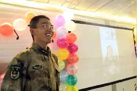 海拔5300米，战士们给连长策划了一场浪漫的求婚仪式图片