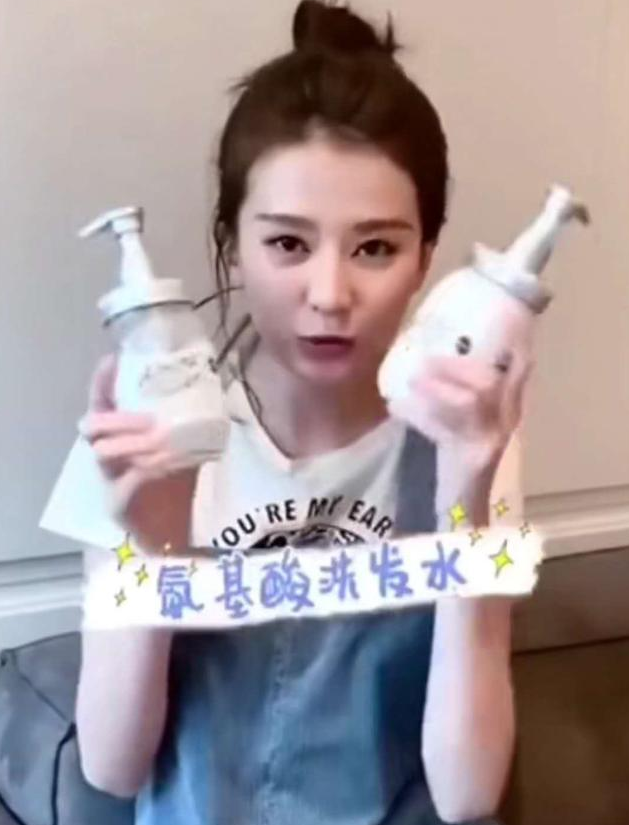 鎴戝浗鈥滈粯榛樻棤闂烩€濈殑娲楀彂姘达紝骞充环鍙堝ソ鐢紝缃戝弸锛氱敤瀹屽ご鍙戞洿濂戒簡