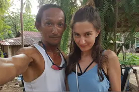 流浪汉隐居山洞20多年，常有美女作伴，警方调查却发现是世外高人图片