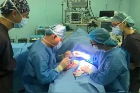 尿毒症患者手臂上长出大“疙瘩”，多学科专家联手“拆弹”图片