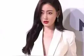 张天爱真空上阵，身材也太好了吧图片