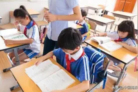 教师资格证考试你报上名了吗 越来越多人考教资是为了啥图片
