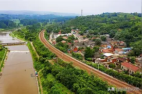 面积很小的河南县级市，人均比较富裕，没有村镇，名胜古迹却很多图片