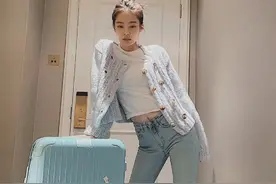JENNIE的私服穿搭太美啦图片