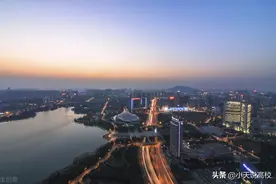 蝴蝶效应，安徽高考多所省外一本直接断档，招录位次直降数万名图片