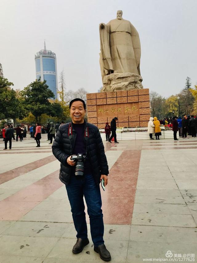 高手在民间，演出自娱自乐，洛阳周王城广场民间曲艺乐园