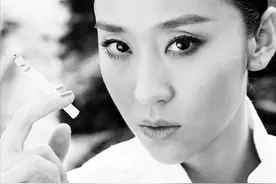 苗圃：嫁大19岁富商，丈夫给她买飞机，王大治喜欢她20年图片