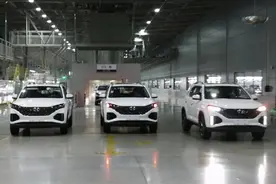 大批新款现代ix35现身，发动机更换为G4NJ，拉缸解决了？图片