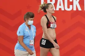 美国准妈妈挺孕肚参加奥运选拔赛，38℃高温下奔跑，弹跳力仍惊人图片