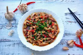 蒜香蒸猪肚怎么做才好吃，快点进来看秘籍，简单一蒸就能超好吃图片