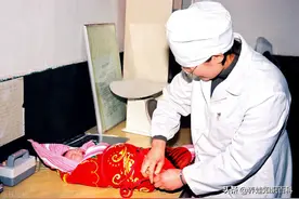 包被一般准备几个？建议准备两条合适，不要太厚，因为婴儿怕热图片