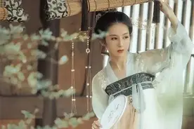 恩爱后，男人不自觉的4个“动作”，就是对你上瘾，证明是真爱图片