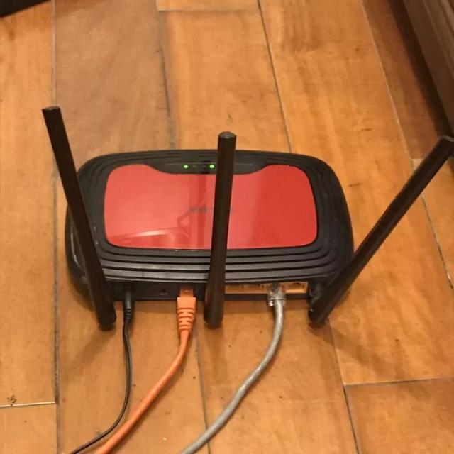 无线路由器安装使用简明教程，新手也能轻松搞定