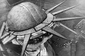 美国黑汤姆岛爆炸案：相当于5.5级地震，几乎摧毁自由女神像图片