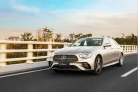 中国卖爆的奔驰E级，开着到底行不行？图片