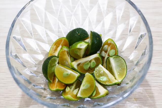 鐧鹃鏋滀笉浼氬悆锛熷垎浜繖鍑犵鍋氭硶锛屼竴涓婇キ妗屽氨鎶㈢潃鍚冿紝姝ラ杩樼畝鍗? onerror=