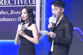 宋茜出席品牌活动，精修图绝美，但直播镜头暴露她真实容貌和身材图片
