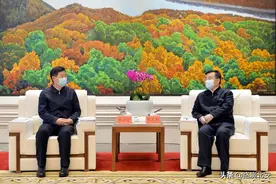 张庆伟会见中国中铁股份有限公司董事长张宗言图片