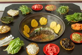 为什么东北人长的人高马大？看了他们吃的食物后，你就明白了图片
