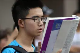 每年的高考零分作文和满分作文，是怎么被放到网上和书上的？图片