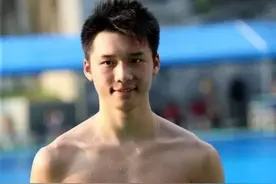 中国男子跳水大神的腹肌大比拼图片