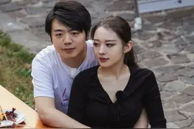 郎朗频繁上综艺，可能真是因为无聊，毕竟他可太有钱了图片