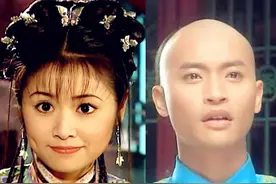 还珠格格：尔泰是紫薇的骑士？帮她阻止小燕子逃跑，还惩治容嬷嬷图片