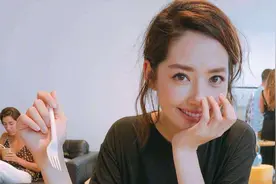 港媒曝郭碧婷产女，宝宝净重3kg，向太夫妇专机探望赠豪华别墅图片