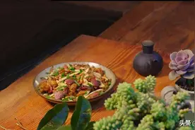 青椒干冬笋炒腊肉，需要等待的美味更耐人寻味图片