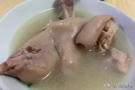 常州永远在排队的老面馆，28元1碗的猪爪面必点，老板娘是亮点图片
