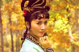 英雄难过美人关！剧中猪八戒、宋江、曹操统统拜倒魏慧丽石榴裙下图片