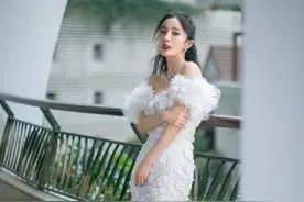 美出新高度！赵露思唐嫣杨幂众女星El lE争艳 这把谁赢了？图片
