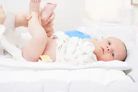 世界母乳喂养周 | 母乳喂养的几个要点，新手妈妈学起来图片