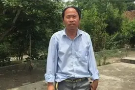 北大医学博士入错行？怕血却成医，在家啃老18年，最终靠低保度日图片