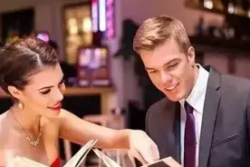 《出国用餐英语》完全手册，收藏起来，超实用图片