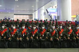 送新兵踏征程 德阳市举行2020年新兵欢送仪式图片