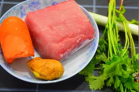 东北名菜锅包肉的家庭做法，酸甜开胃，越吃越香图片