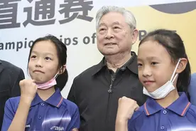 砂板乒乓球世界杯直通赛在沪举行 徐寅生郑敏之现场助阵图片