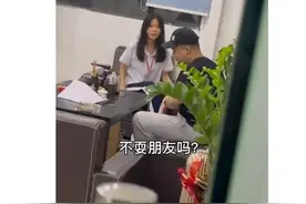 广东父女俩因1000元生活费吵架，女儿嫌钱太少：我不耍朋友吗图片