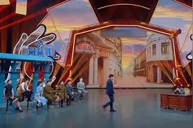 baby旗袍过短，坐下瞬间一个手势瞬间救场，真“综艺一姐”！图片