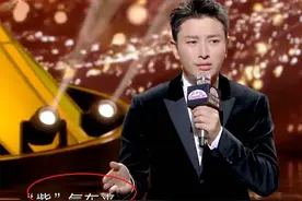 贾乃亮当众调侃杨紫，镜头后移谁注意孙俪看她的眼神？不愧是娘娘图片