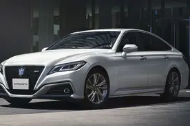 皇冠是怎么把自己“玩死”的？图片