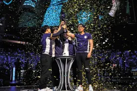 电竞劝退班都收费了，你还在做着电竞梦？图片