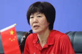 郎平：朱婷还不能休息，希望有其他攻手帮她分担压力，谁来啊？图片