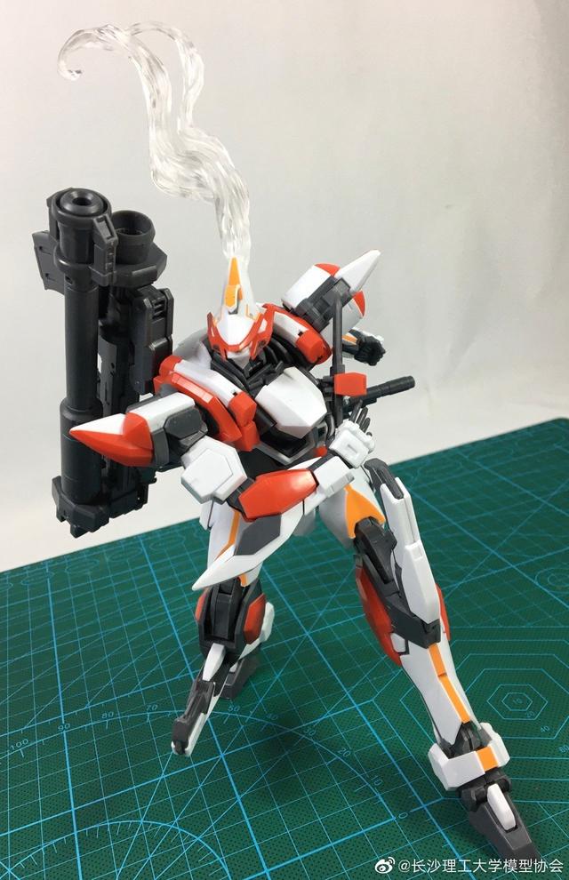 宅客模玩原创测评：青岛社 1/48 烈焰魔剑 测评（素组+展示部分）