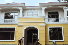 “泡沫建房”真实案例，两层主体只要26万，比砖混结构还便宜？图片