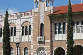 儿子，你是我的骄傲，但又是我的担心图片